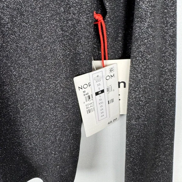 Nordstrom Open Edit Long Sleeve Cropped Knit Top Size Medium Open Back Holiday - Picture 9 of 9